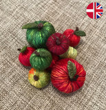 Embroidery kit: Apples