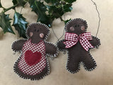 Embroidery kit: Gingerbread Couple